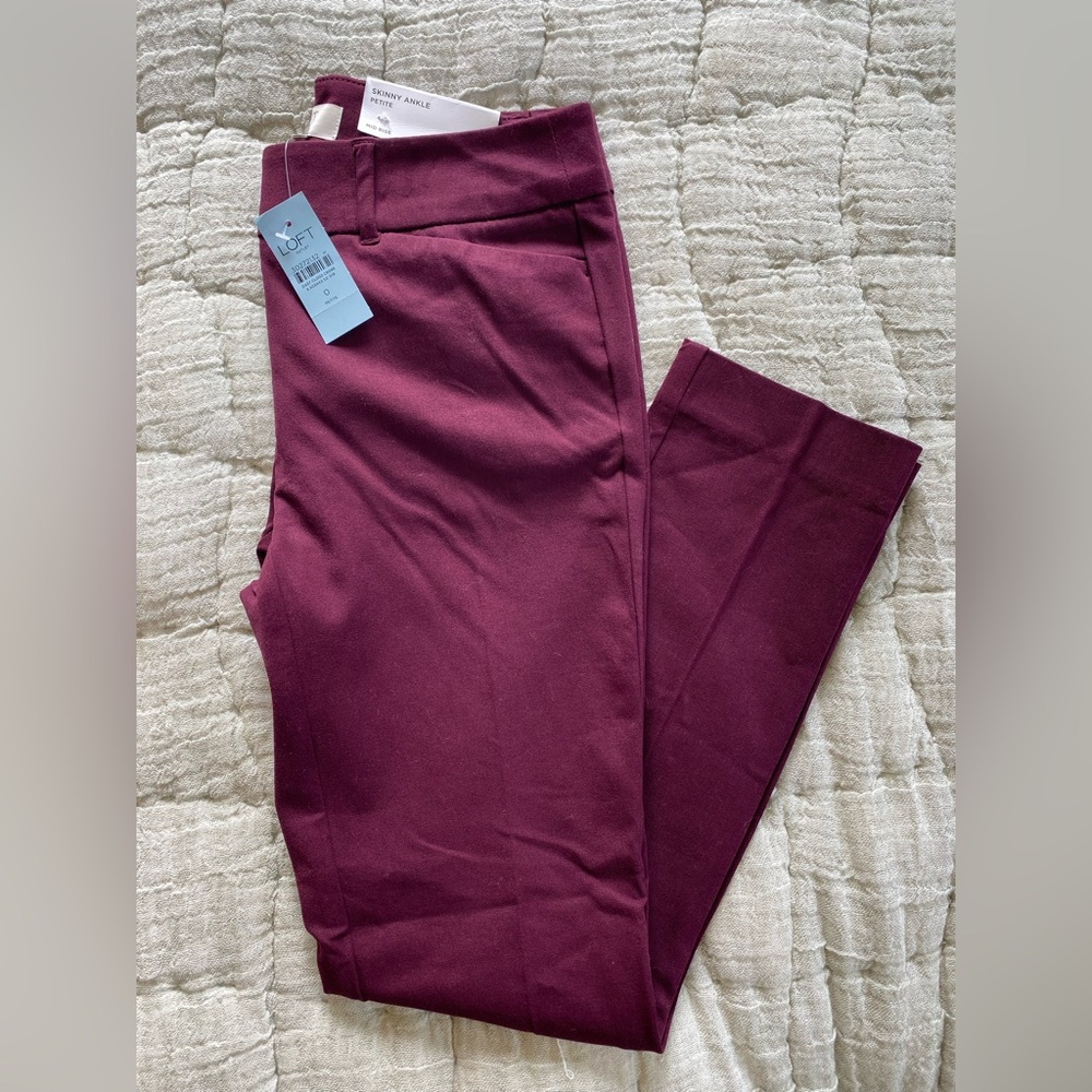 Loft outlet skinny ankle mid rise women’s size 0P burgundy NWT